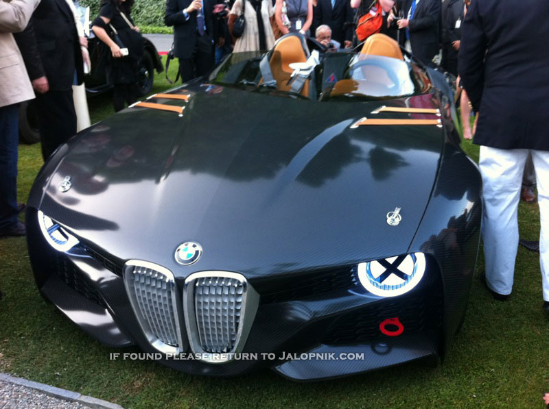 Illustration for article titled BMW 328 Hommage Concept: Retro, Sexy, Cool